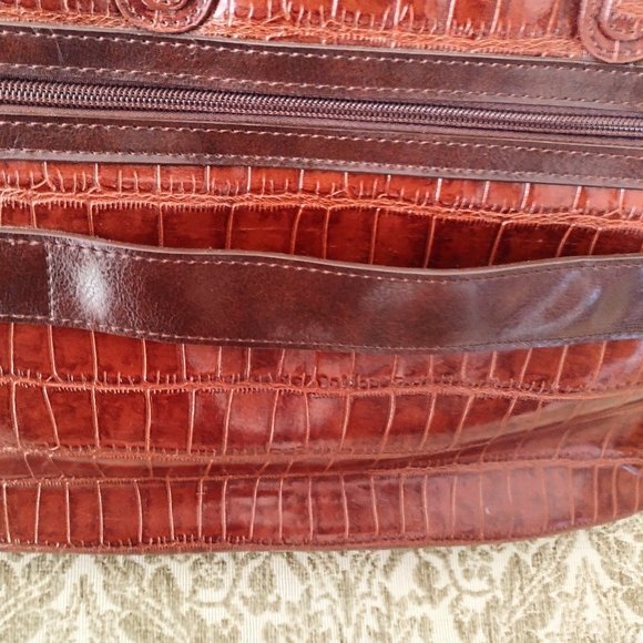Marc Chantal M.C. Laptop Tote/Briefcase (Faux Leather?) 2-tone Brown Croc Print - Picture 6 of 16